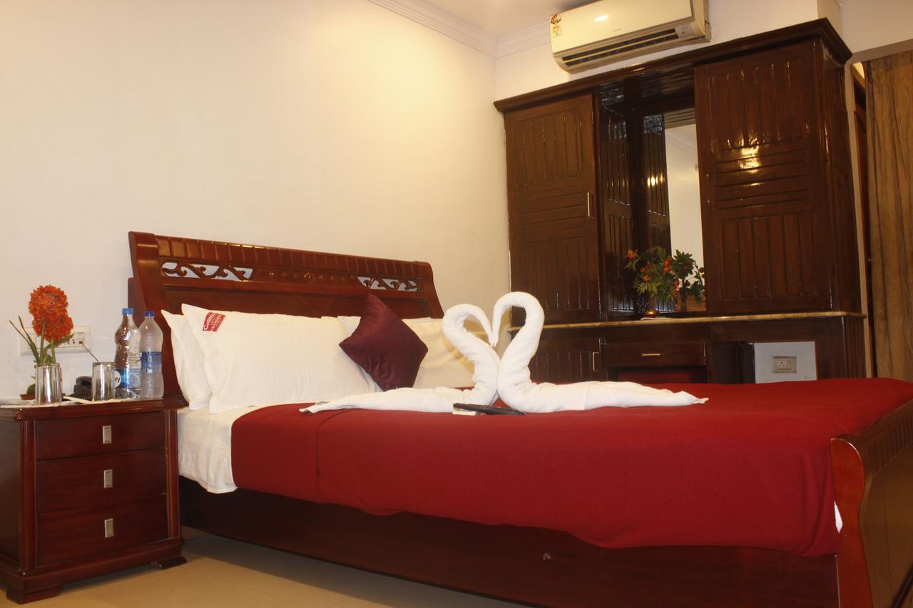 Hotel Chandra'S Visakhapatnam Exterior photo