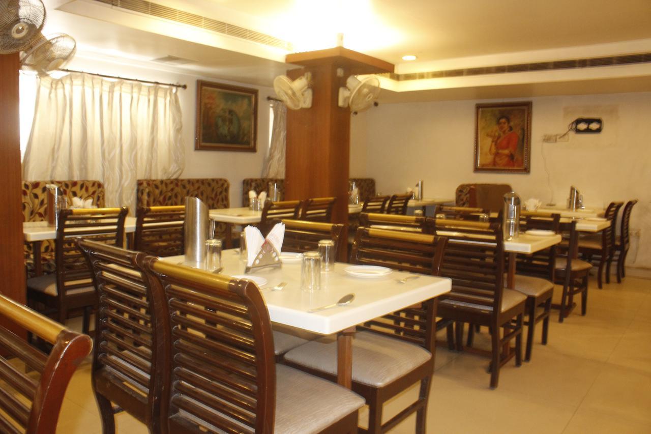 Hotel Chandra'S Visakhapatnam Exterior photo